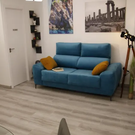 Casa Elena Playa Apartment *