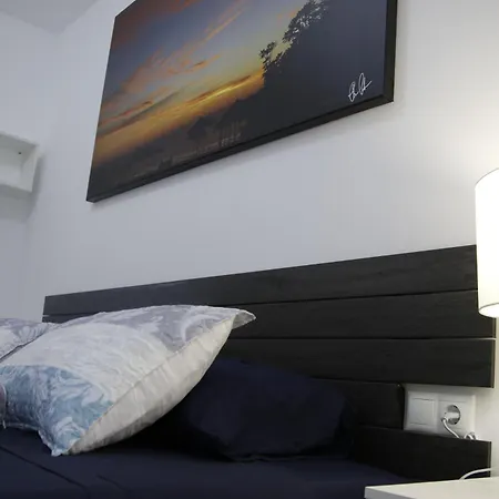 Casa Elena Playa Фуэнхирола