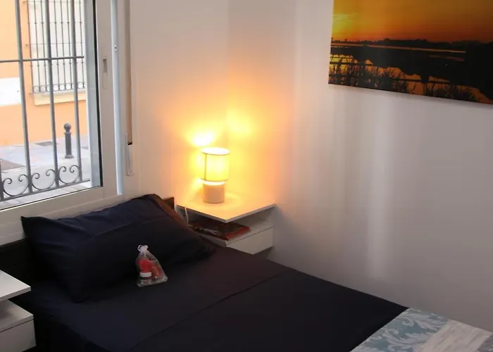 Casa Elena Playa * フエンヒロラ