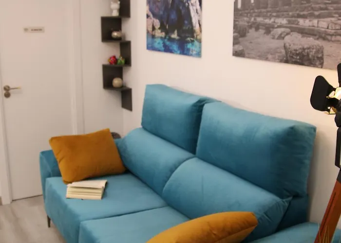 Casa Elena Playa * フエンヒロラ